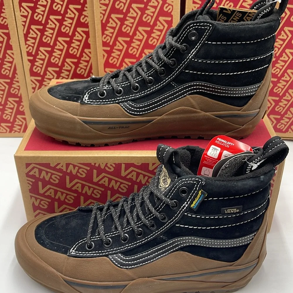 Vans Men’s Sk8-Hi Dip Mte-2
Black/Gum
VN0009QKB9M
Boots Cold Weather Snea… - Picture 3 of 16